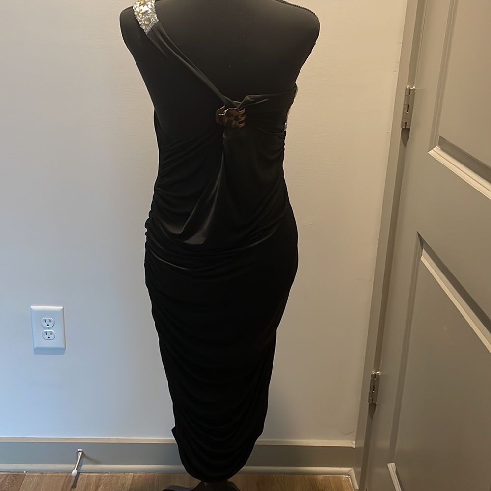 Black one shoulder dress - Picture 7 of 8